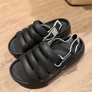 UGG Kids Black Sandals